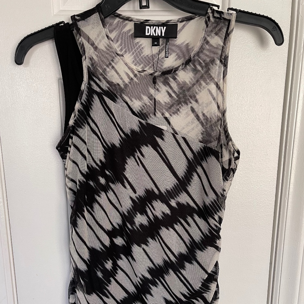 DNKY Top Size XS
